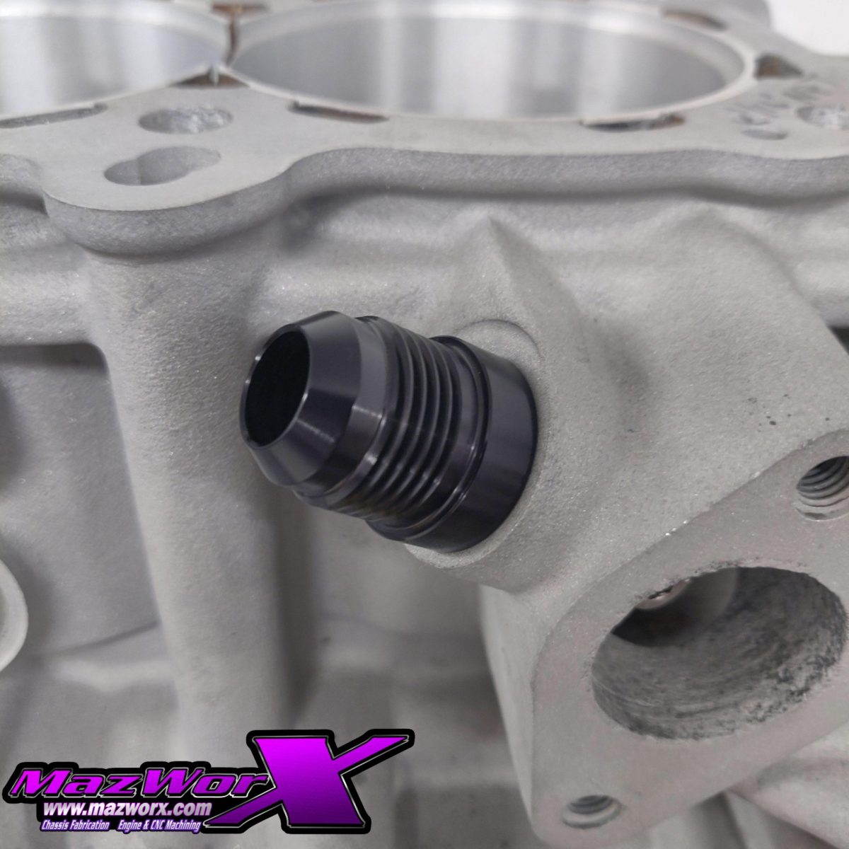 SR20 RWD Water Pipe Fitting, -10AN