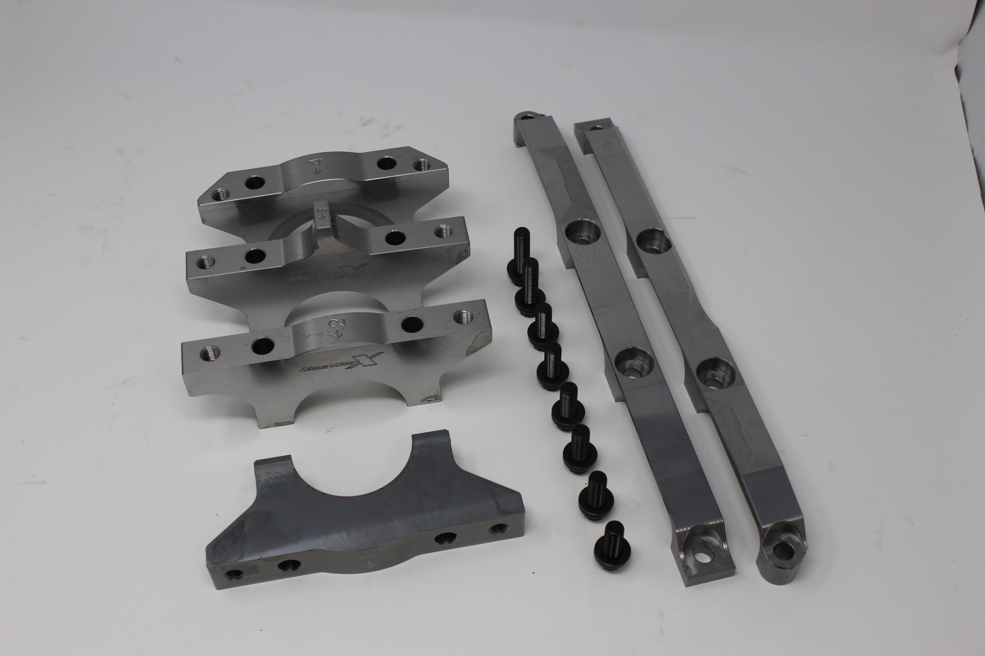 Mazworx VG30DETT Billet Main Caps with Girdle