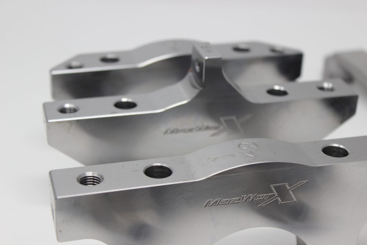 Mazworx VG30DETT Billet Main Caps with Girdle